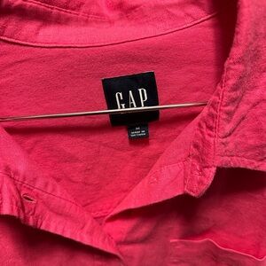 GAP Vibrant Pink Collared Shirt